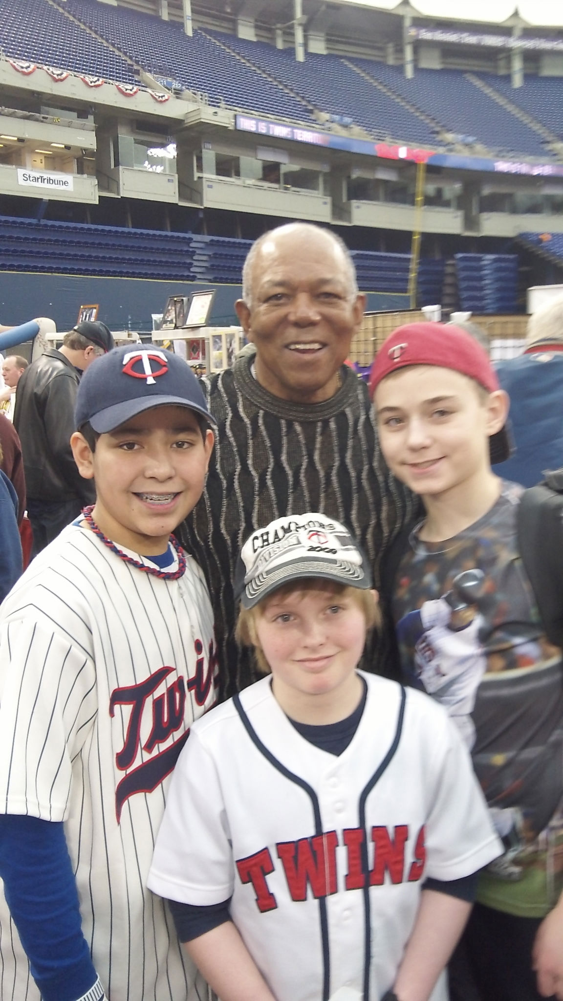 Lalo, Drew, and DJ with Tony Oliva at 2012 TwinsFest